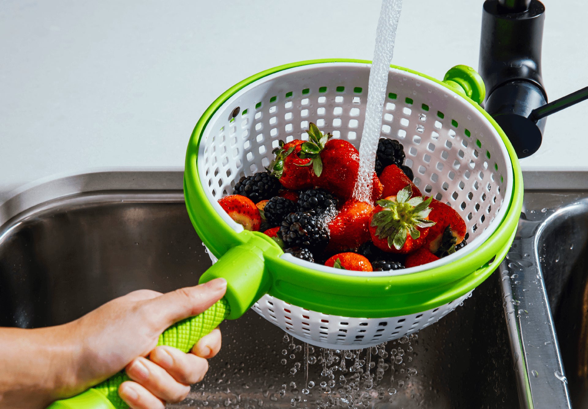 Dreamfarm_Spina_Web_Lifestyles_1-1.webp